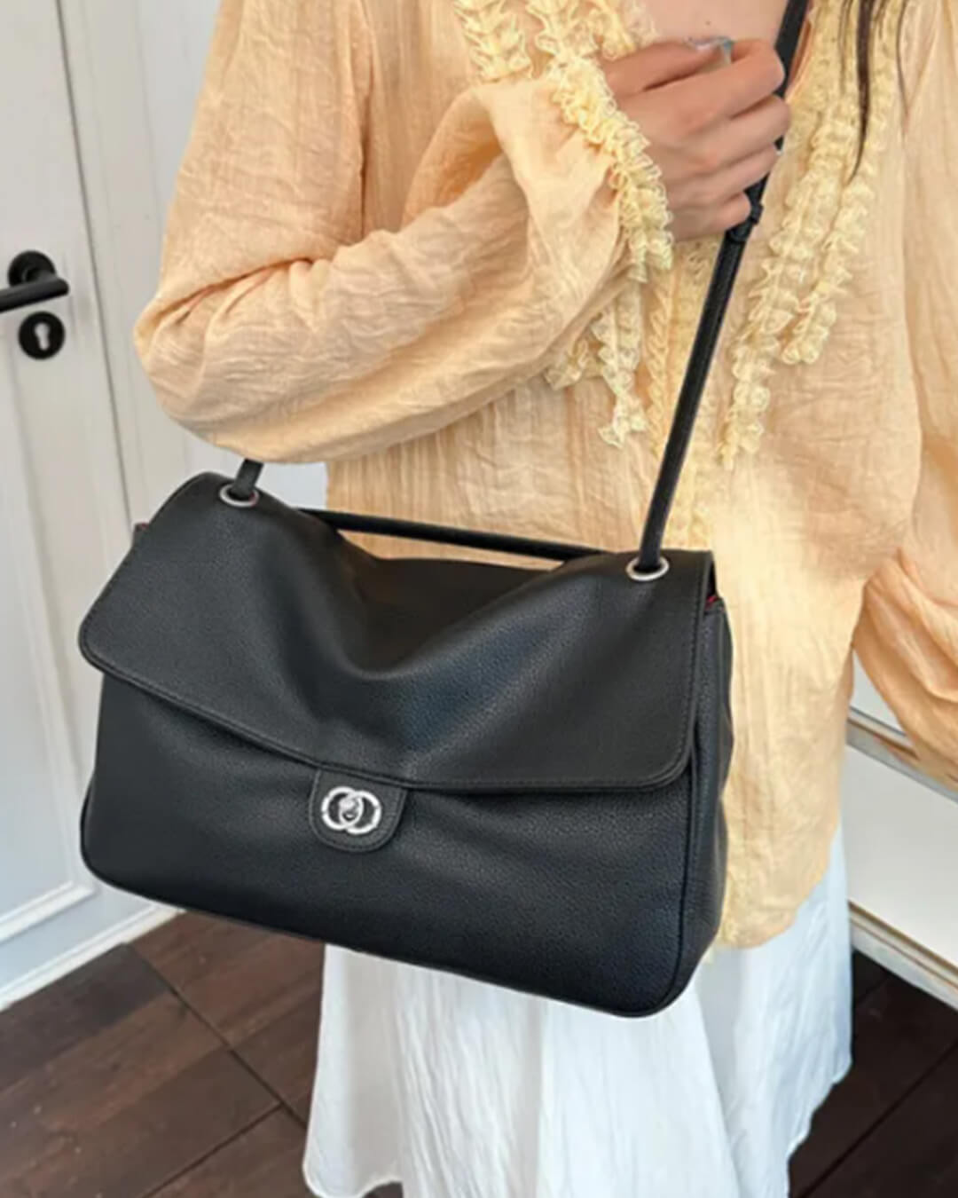 SOERA Josie Buckle Flap Shoulder Bag -  Black 36×24×11 cm